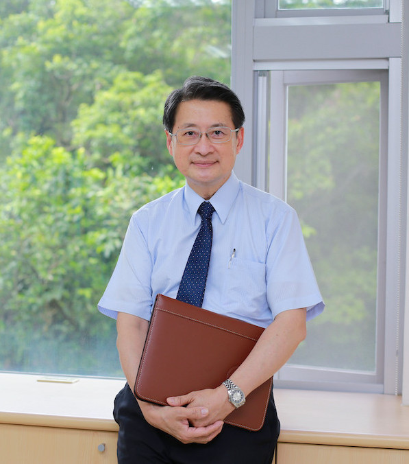 吳玉山照片